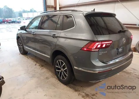 2021 Volkswagen Tiguan 2.0T Se/2.0T Se R-Line Black/2.0T Sel z USA, uszkodzony, nr VIN 3VV3B7AX1MM106067